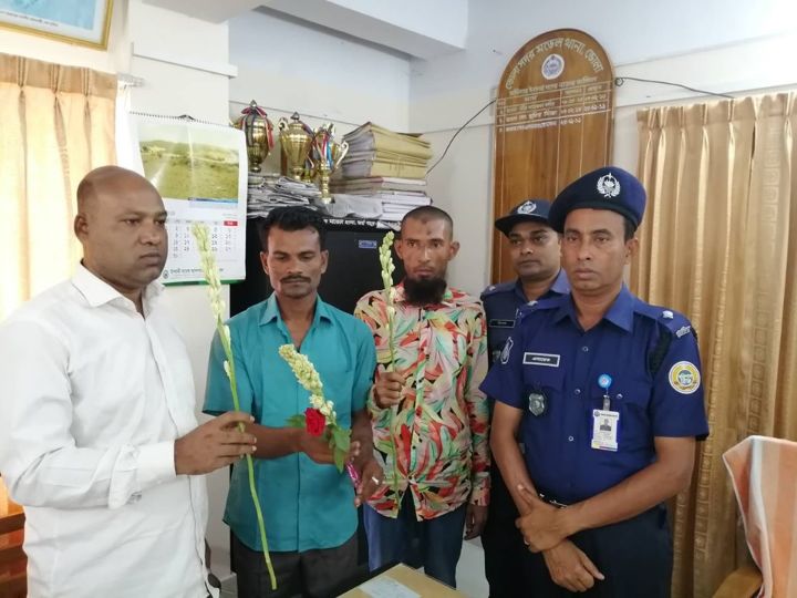 ভোলা থানায় ৩ মাদকসেবীর সেচ্ছায় আত্মসমর্পণ