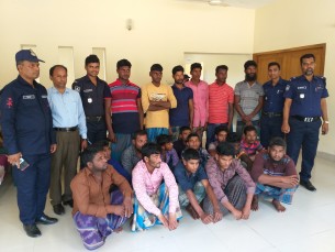 তজুমদ্দিনের মেঘনায় নিষেধাজ্ঞা অমান্য করে মাছ ধরায় ১৯ জেলের কারাদন্ড