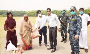 ভোলায় বেদে ও তৃতীয় লিঙ্গের পাশে জেলা প্রশাসন