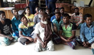 তজুমদ্দিনের ১৯ জেলে আটক ভ্রাম্যমাণ আদালতে জরিমানা