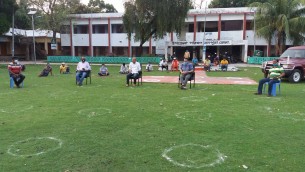 মনপুরায় বহিরাগতদের আগমন ঠেকাতে স্পীডবোট মালিকদের সাথে প্রশাসনের সভা