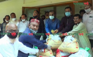 ভোলায় হতদরিদ্র পরিবারের পাশে তোফায়েল আহমেদ