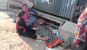 মায়ের সাথে চট্টগ্রাম যাওয়া হলোনা হাছানের, ইলিশা ঘাটে আহাজারি