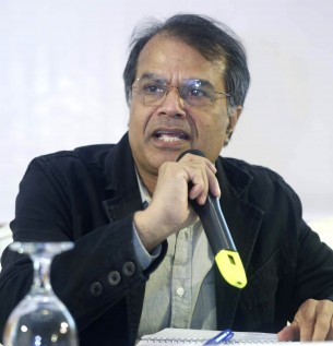 লকডাউন থেকে বের হতে হবে ক্রমান্বয়ে , করোনা প্রতিরোধী ব্যবস্থাগুলো আগে শক্তিশালী করতে হবে