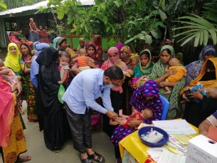 সুরক্ষা ছাড়াই ঝুঁকি নিয়ে মাঠে কাজ করছে ভোলার ৩৫০ স্বাস্থ্য সহকারী
