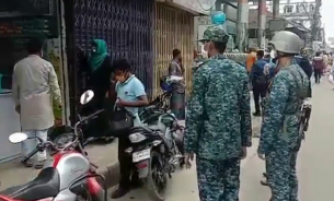 ভোলায় সামাজিক দূরত্ব রক্ষা না করায় ৫১ জনকে জরিমানা