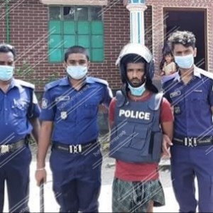 ভোলায় এবার কলেজ ছাত্র হত্যা, মাটি খুঁড়ে লাশ উদ্ধার