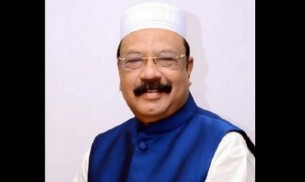 চলে গেলেন বদর উদ্দিন আহমেদ কামরান