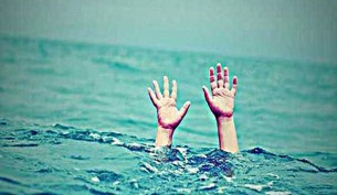 মনপুরায় পানিতে ডুবে শিশুর মৃত্যু