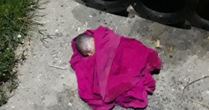 ভোলায় গভীর রাতে ফেলে যাওয়া নবজাতক উদ্ধার