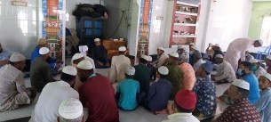 মনপুরায় যমুনা গ্রুপের চেয়ারম্যানের নুরুল ইসলামের জন্য মাগফিরাত কামনায়  দোয়া-মিলাদ