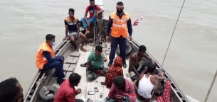 ভোলার মেঘনায় ডুবে যাওয়া ট্রলারের ৭ যাত্রী জীবিত উদ্ধার