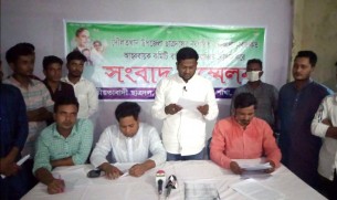 দৌলতখানে ছাত্রদলের নব গঠিত কমিটি বাতিলের দাবিতে সংবাদ সম্মেলন