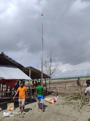 চরফ্যাশনে  ভূতুমচরে মহিষ রক্ষায়   বজ্র নিরোধক যন্ত্র স্থাপন