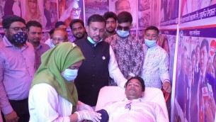 প্রধানমন্ত্রীর জন্মদিন উপলক্ষে ভোলায় রক্তদান, চিত্র প্রদর্শনী ও গাছ বিতরণ