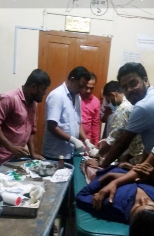 তজুমদ্দিনে হাসপাতালে রোগীকে অপারেশন করলো ডায়াগনষ্টিকের ডাক্তার!