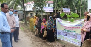 ভোলায় গ্রামীণ সড়ক তদারকির দায়িত্ব পেল ৭শ’ নারী