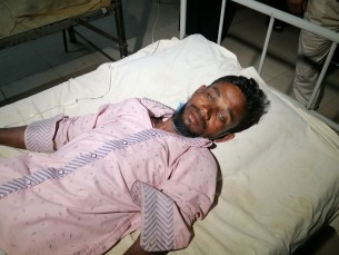 দৌলতখানে জেলের উপর হামলা মারধর