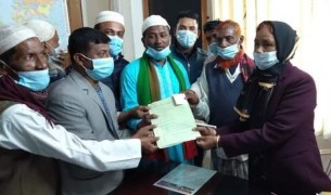 দৌলতখানে কাউন্সিলর প্রার্থী কামাল ও মনজুরের মনোনয়নপত্র দাখিল