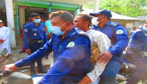 মনপুরায় গৃহহীনদের জন্য নির্মিত ঘরের কাজে বাঁধা দেওয়ায় ১ জন আটক