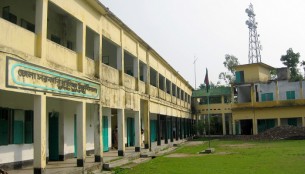 ভোলায় লটারিতে মেয়েদের স্কুলে ছেলেদের নাম