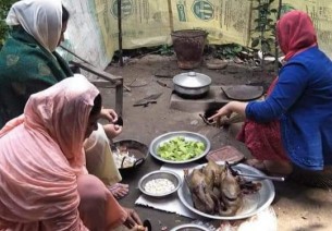 ভোলায় শীত এলেই শুরু হয় হাঁস খাওয়ার উৎসব