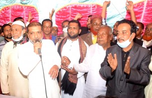 পৌরসভার উন্নয়ন দেখতে বিভিন্ন জেলার মানুষ ভোলায় আসে: মেয়র মনির 