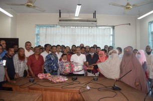 ভোলা পৌরসভার নব নির্বাচিত মেয়র মনিরুজ্জামানকে বিভিন্ন মহলের ফুলের শুভেচ্ছা অভিনন্দন