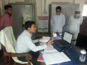 বোরহানউদ্দিন উপজেলার ভূমি অফিস পরিদর্শনে বরিশালের ডিএলআরসি