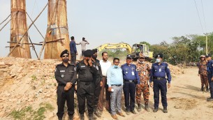 জেলা প্রশাসন ২ দিনে ৫ টি ইটভাটা সম্পূন্ন গুড়িয়ে দিয়েছে