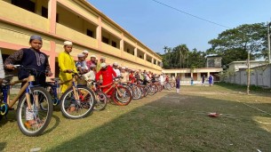 জামাতের সঙ্গে নামাজ আদায়ে চরফ্যাশনের ৪০ শিশু পেল সাইকেল উপহার