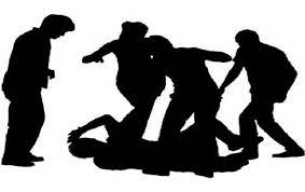 মনপুরায় নৌকা প্রতীকের সমর্থন করায় সমর্থককে মারধর