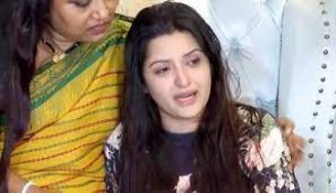৪ ঘন্টা পর থানা থেকে ছাড়া পেলেন পরীমণি