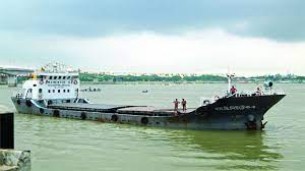 ভোলায় শ্রমিক ইউনিয়নের নামে চট্টগ্রামগামী মালবাহী কার্গোতে চাঁদাবাজির অভিযোগ