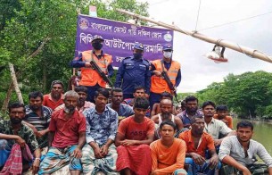 নিষেধাজ্ঞা অমান্য করে সাগরে ইলিশ ধরার অপরাধে চরফ্যাশনে ১৮ জেলের জরিমানা