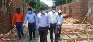 ভোলায় আশ্রায়ন প্রকল্পের নির্মিত ও নির্মাণাধীন ঘর জেলা প্রশাসকের পরিদর্শন