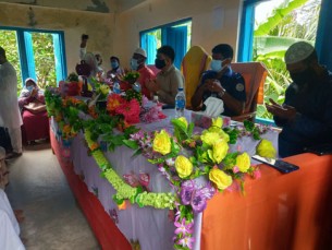 মনপুরায় হাজিরহাট ইউনিয়ন পরিষদের উদ্যোগে দোয়া ও মিলাদ