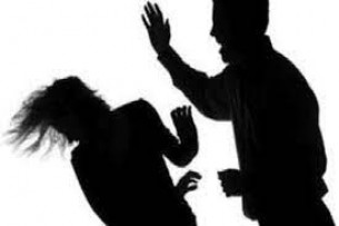 দৌলতখানে পাওনা টাকা চাওয়ায় ছেলের পিটুনিতে মা হাসপাতালে