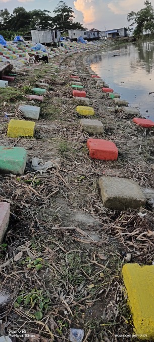 তজুমদ্দিনে ব্লকে রংয়ের কাজে অনিয়মের অভিযোগ