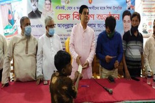 শেখ হাসিনার সরকার ছাড়া অসহায়  মানুষের কোনো সরকার দাড়ায়নি:জ্যাকব