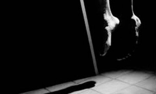 দৌলতখানে স্কুলছাত্রীর ঝুলন্ত লাশ উদ্ধার