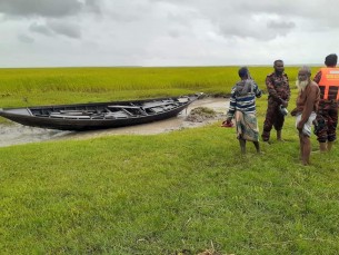চরফ্যাসনে ট্রলার ডুবিতে নিখোঁজ   এক জনের মৃতদেহ উদ্ধার
