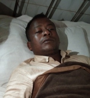 ভোলার দক্ষিণ দিঘলদীতে ফুটবল প্রতীকের মেম্বার প্রার্থীকে সমর্থন না করায় মারধর