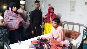 ভোলায় আ’লীগ প্রার্থীর নির্বাচনী প্রচারণায় বোমা হামলা: আহত-৫