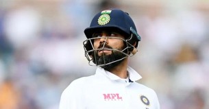 ফেয়ারওয়েলের প্রস্তাবে রাজি হননি কোহলি