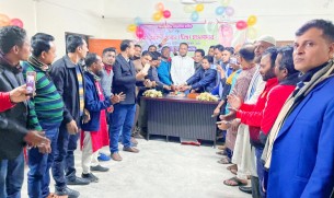 তজুমদ্দিনে বন্ধুদের ভালোবাসায়  সিক্ত নব-নির্বাচিত চেয়ারম্যান