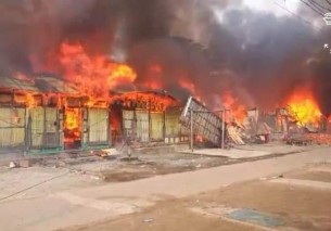 বোরহানউদ্দিনে আগুনে পুড়ে গেছে ৩১টি বসত ঘর ও ব্যবসা প্রতিষ্ঠান