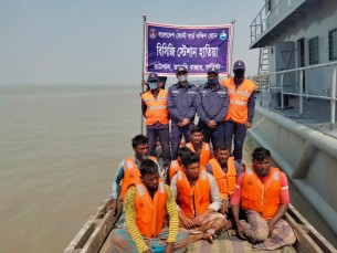 ২৩ ঘন্টা পর মনপুরার মেঘনায় অপহৃত ৭ জেলে উদ্ধার