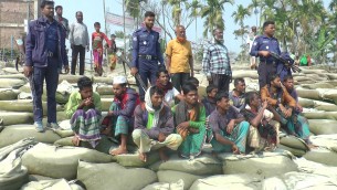 ভোলায় নিষেধাজ্ঞার প্রথম দিনে ১৫ জেলে আটক