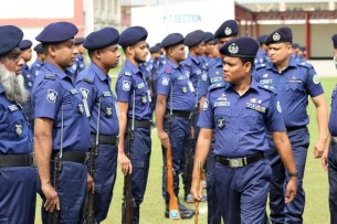 ভোলায় পুলিশের মাস্টার প্যারেড অনুষ্ঠিত